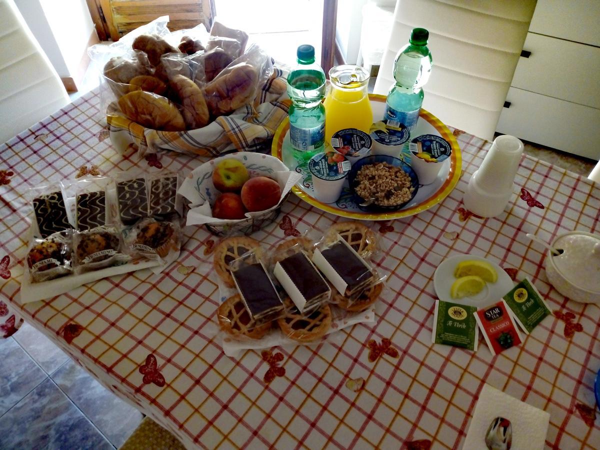 B&B La Felicita Лезина Екстериор снимка
