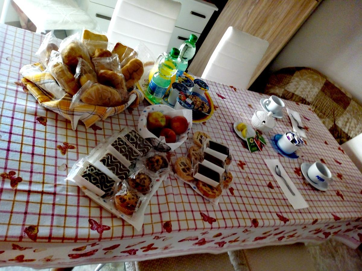 B&B La Felicita Лезина Екстериор снимка